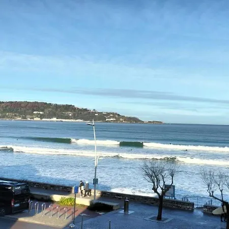 En Bord De Beachfront Lejlighed Hendaye